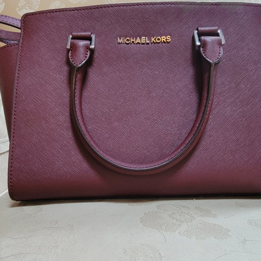 Michael Kors zip top bag